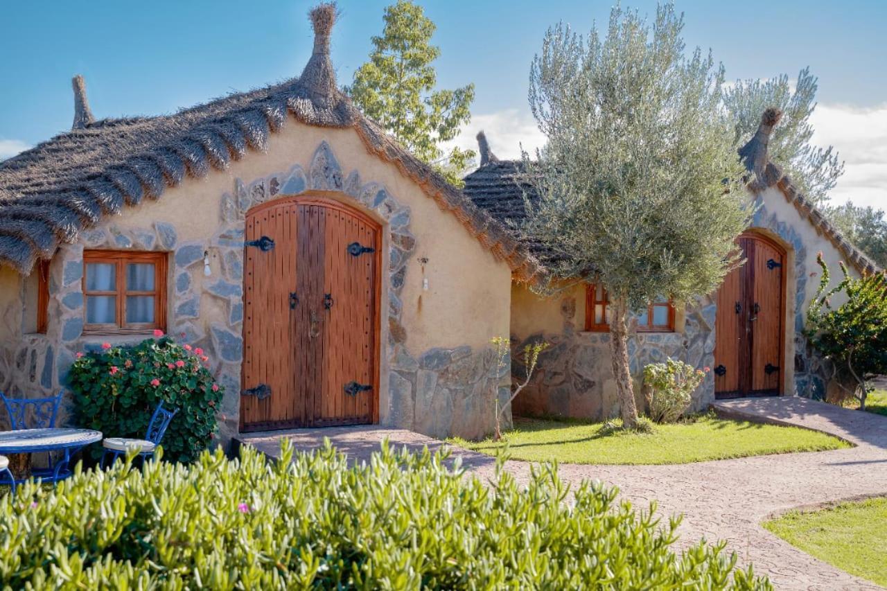 Villa Marco Au Jardin Des Senteurs El Ain Bagian luar foto