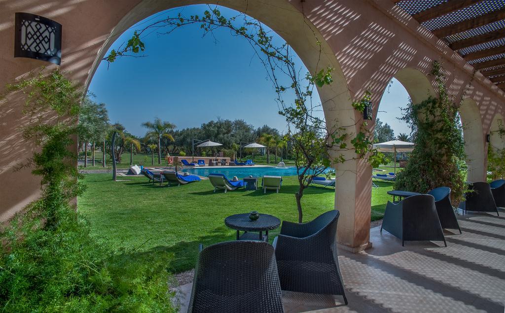 Villa Marco Au Jardin Des Senteurs El Ain Bagian luar foto
