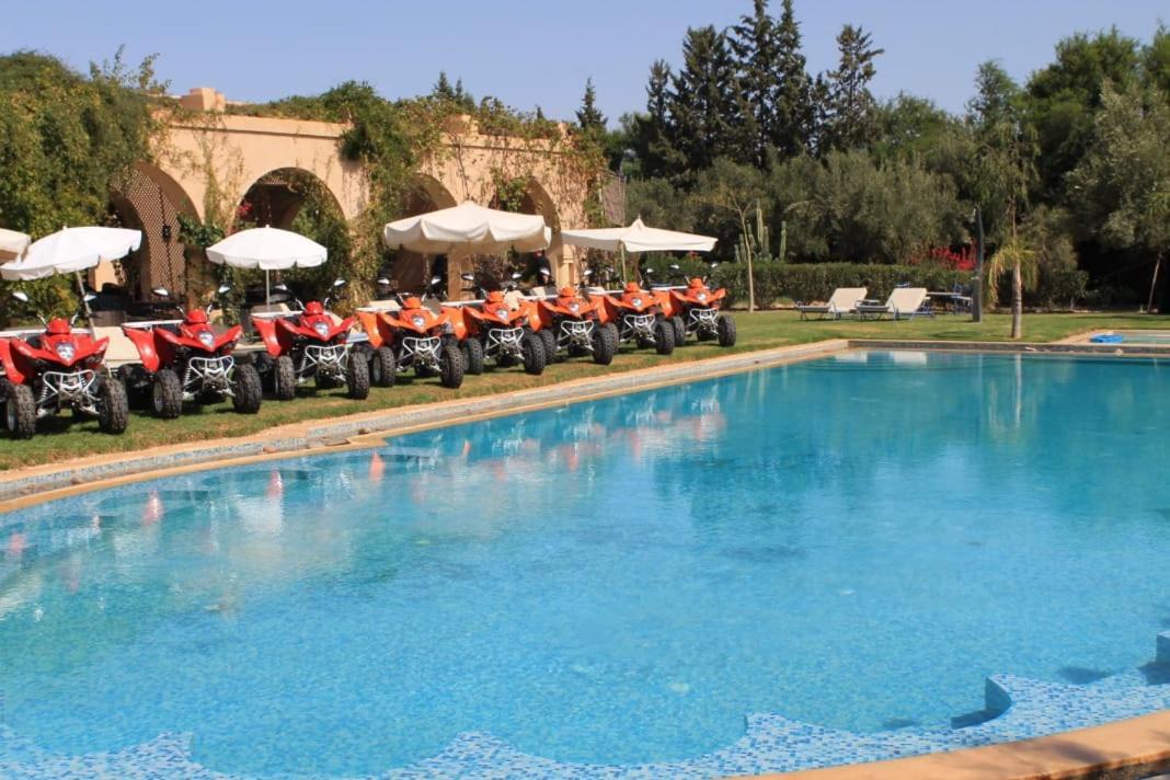 Villa Marco Au Jardin Des Senteurs El Ain Bagian luar foto